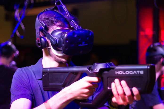 Virtual Reality Device