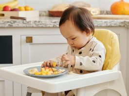 Solid Foods to Your Baby